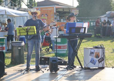 62145488_407929983140104_4845141641566093312_o