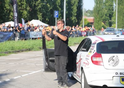 62224314_407930009806768_8928874882511405056_o