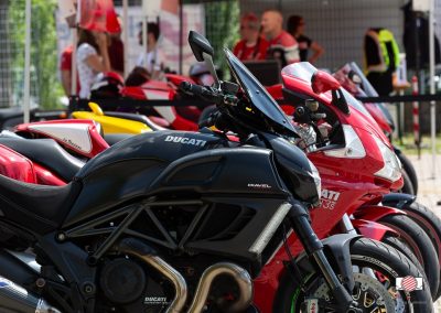 62259099_409027543030348_8989440578584313856_o