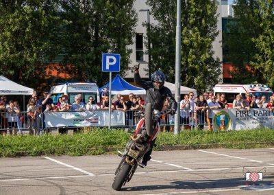 64235917_409028559696913_7578393042726420480_o